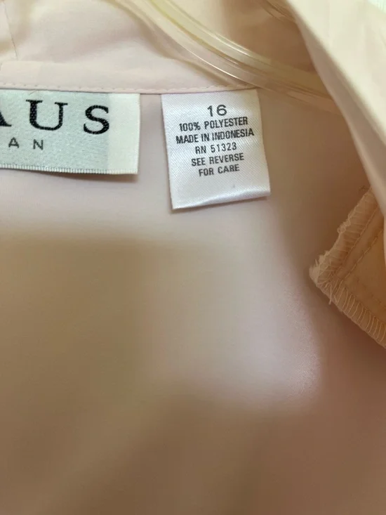 Chaus Pale Pink Short Sleeve Button Front Blouse - Picture 3 of 6